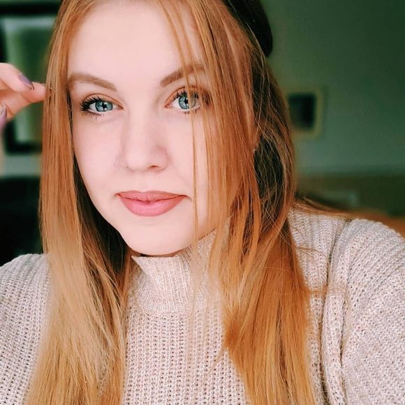 Meet your Posher, Leah - Picture 1 of 1